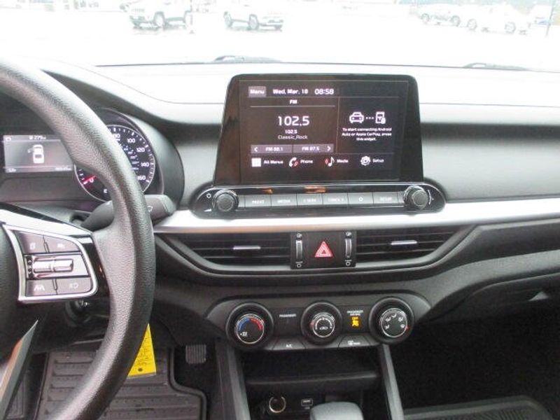 Used 2024 Kia Forte LXSImage 16