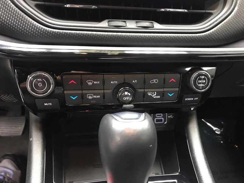 Used 2022 Jeep Compass AltitudeImage 9