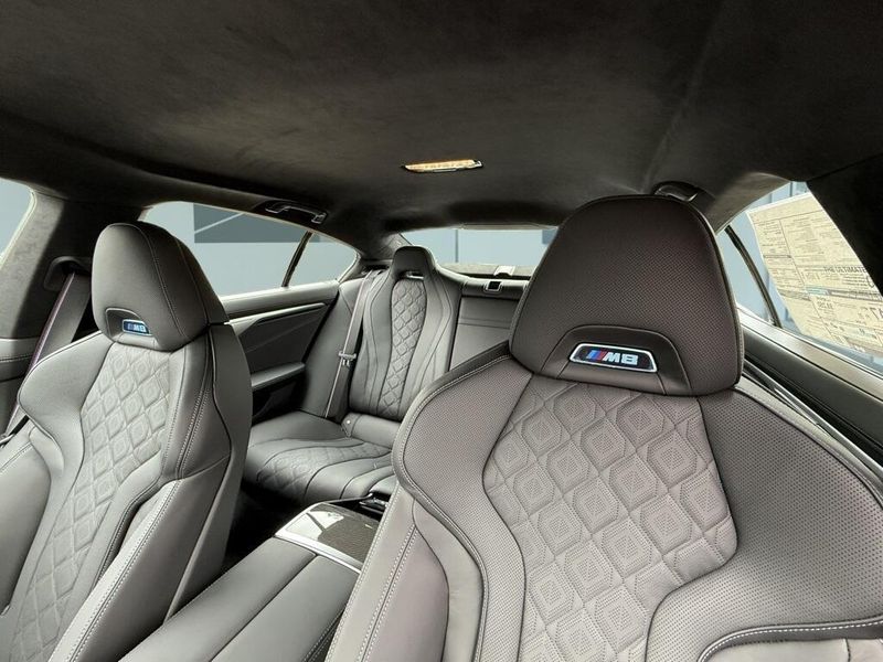 2025 BMW M8 CompetitionImage 21