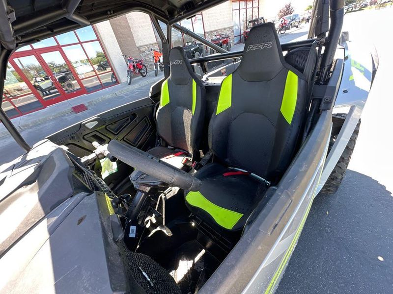 2025 Polaris RZR XP 1000 ULTIMATE 