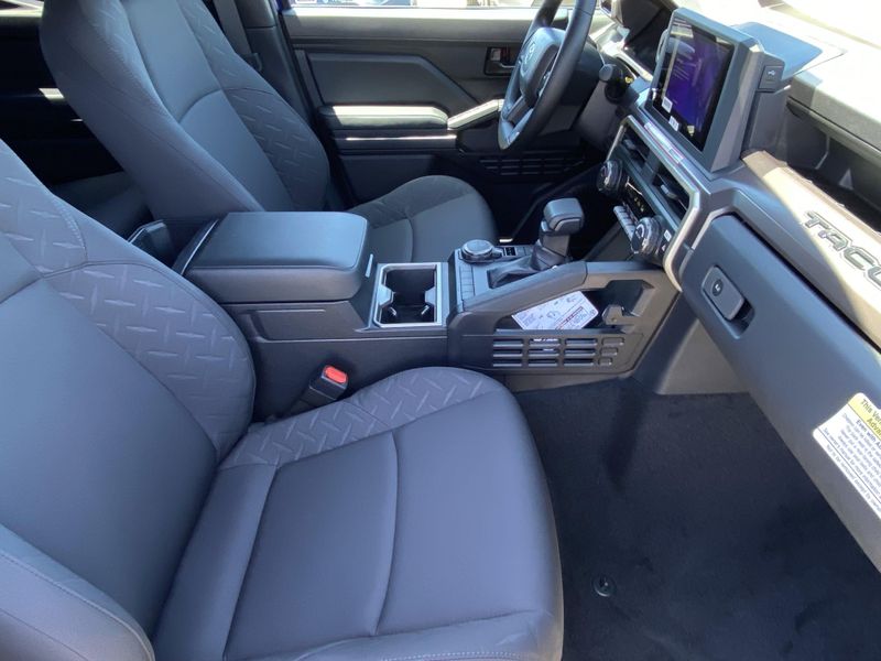 New 2025 Toyota Tacoma SR5Image 10