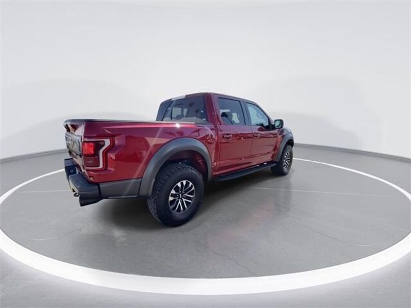 2018 Ford F-150 RaptorImage 8