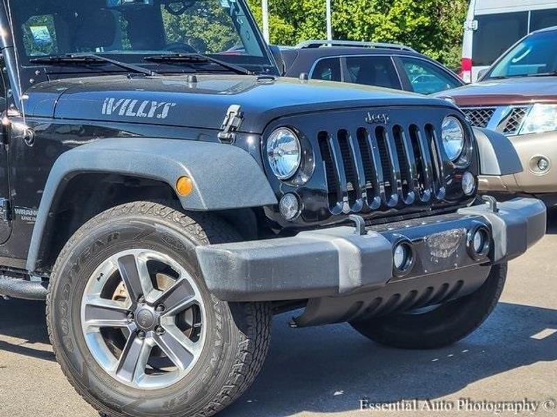 2015 Jeep Wrangler Unlimited Willys Wheeler photo 2