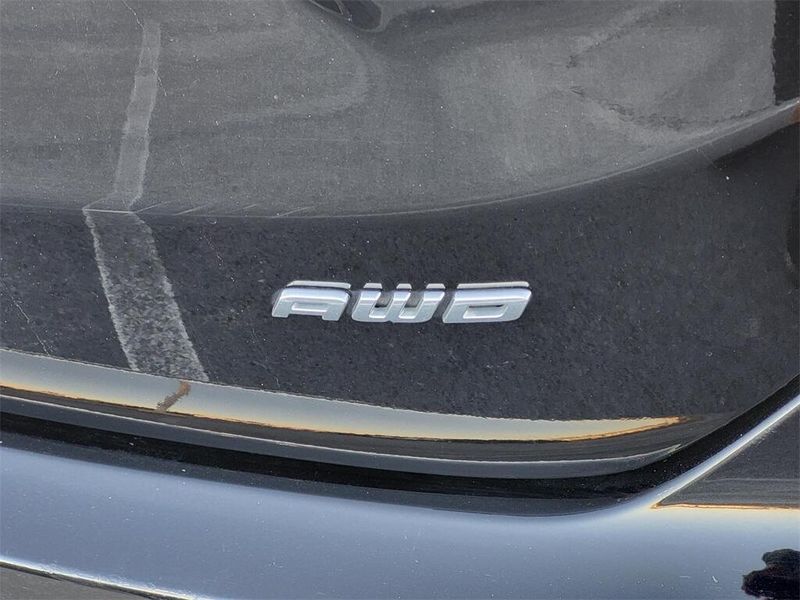 2022 Ford Edge TitaniumImage 8