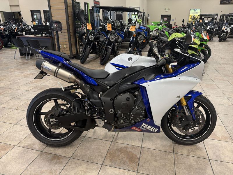 Used 2014 Yamaha YZF-R1 CA Image 18
