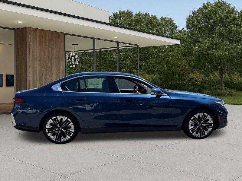 New 2027 BMW 5 Series 530iImage 7
