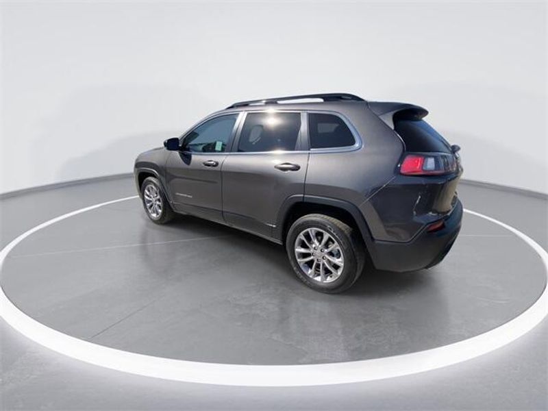 2022 Jeep Cherokee Latitude LuxImage 6