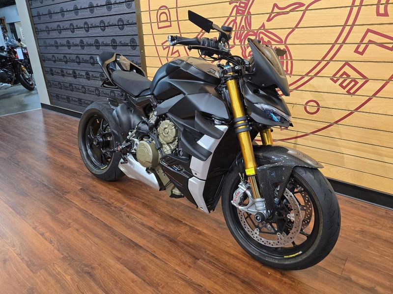 Used 2021 Ducati Streetfighter V4S Image 2