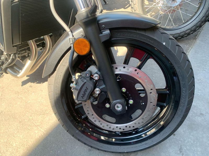 New 2025 Kawasaki VULCAN S Image 11