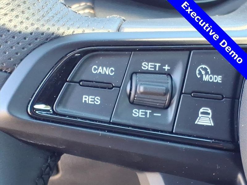 New 2025 Alfa Romeo Tonale AWDImage 19