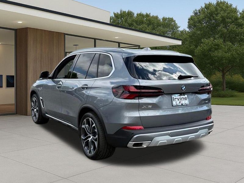 New 2026 BMW X5 xDrive40iImage 11