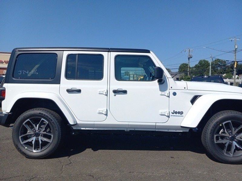 New 2024 Jeep Wrangler 4xE Garavel Jeep Norwalk CT 06851