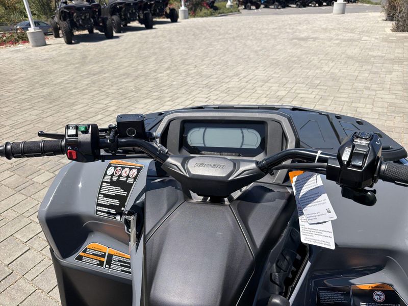 New 2026 Can-Am OUTLANDER DPS 850 Image 23
