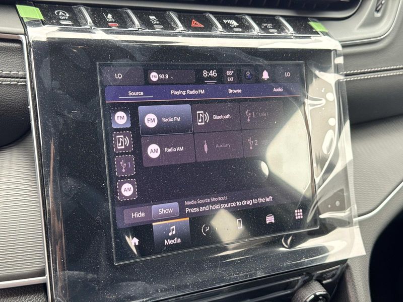 New 2026 Jeep Grand Cherokee L Laredo 4x2