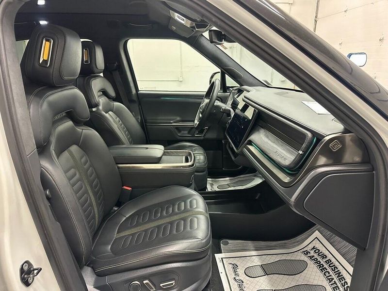2022 Rivian R1T AdventureImage 32