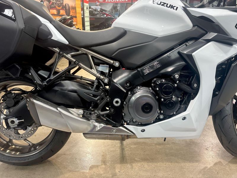 New 2026 Suzuki GSX-S1000GT+ Image 17