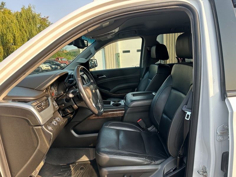 2018 Chevrolet Tahoe LTImage 18