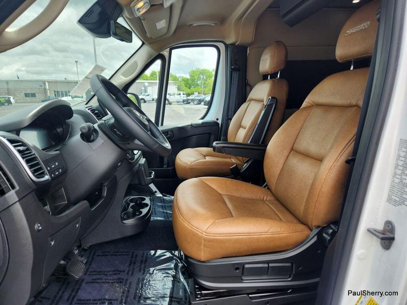 2024 RAM Promaster 3500 Slt+ Window Van High Roof 159