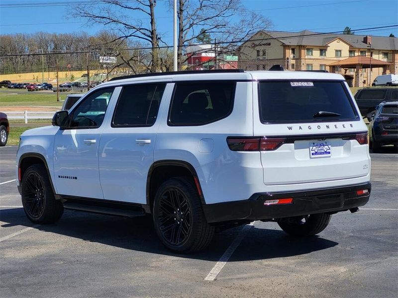 2025 Jeep Wagoneer Carbide 4x4Image 4
