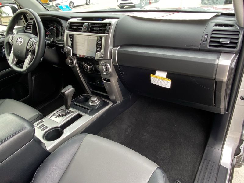 Used 2022 Toyota 4Runner SR5 PremiumImage 9