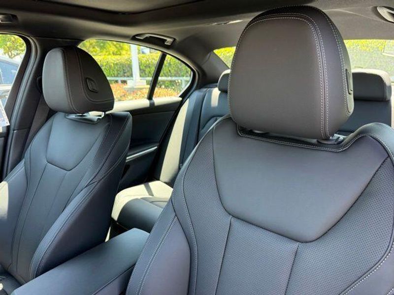 Used 2025 BMW 3 Series 330iImage 22