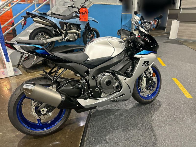 New 2026 Suzuki GSX-R600 Image 14