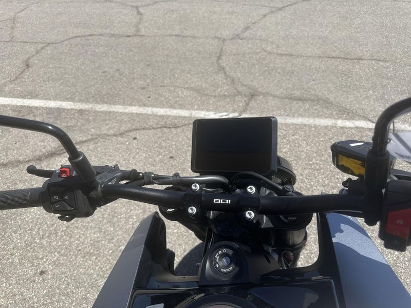 New 2025 Husqvarna VITPILEN 801 Image 14