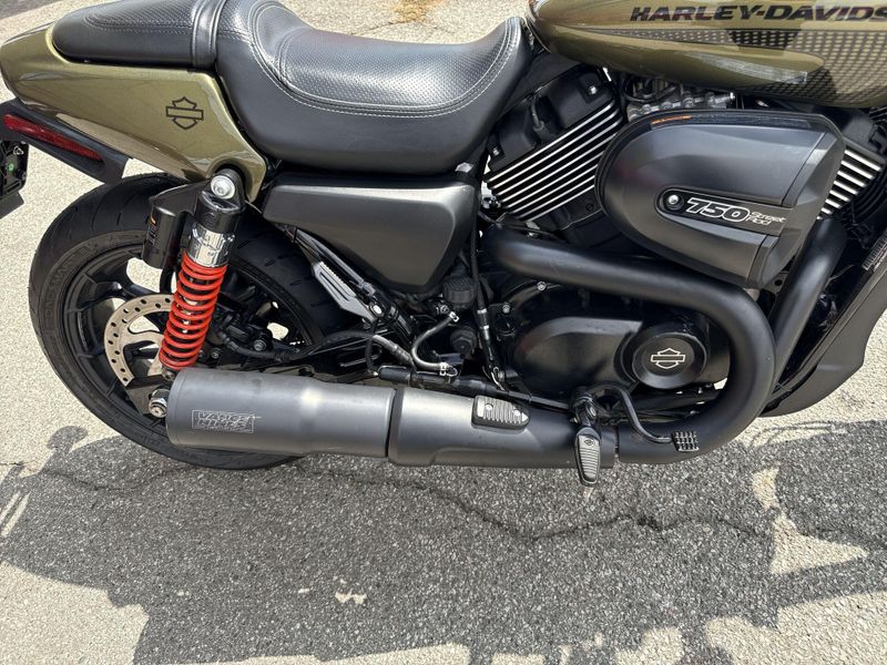 Used 2017 Harley-Davidson STREET ROD Image 16