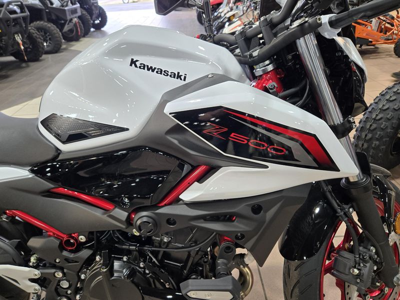 NEW 2026 KAWASAKI Z500 SE ABS Image 9