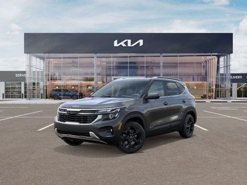 New 2026 Kia Seltos EXImage 1