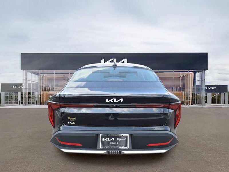 New 2026 Kia K4 LXSImage 5