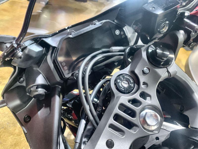 New 2026 Yamaha YZF-R3 ABS Image 20