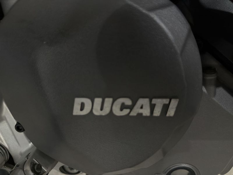 Used 2022 Ducati HYPERMOTARD 950 RVE Image 23
