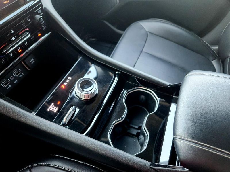 Used 2022 Jeep Grand Cherokee Limited