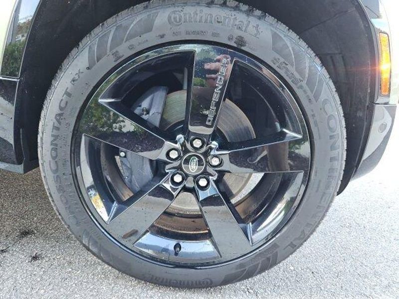 Used 2023 Land Rover Defender X-Dynamic SE