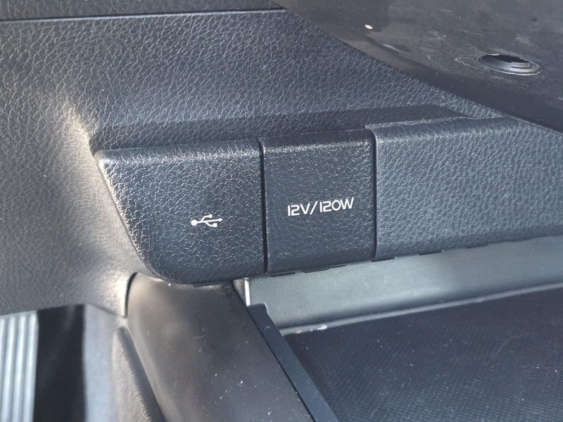 Used 2023 Toyota Camry SE Auto (Natl)