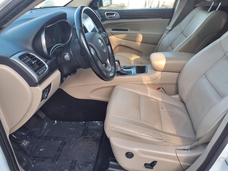 Used 2020 Jeep Grand Cherokee LimitedImage 14