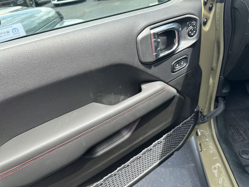 New 2025 Jeep Gladiator Rubicon X 4x4Image 16
