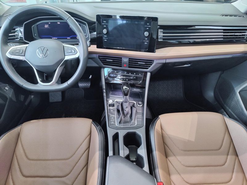 Used 2026 Volkswagen Jetta SEL w/Sunroof & NavImage 14
