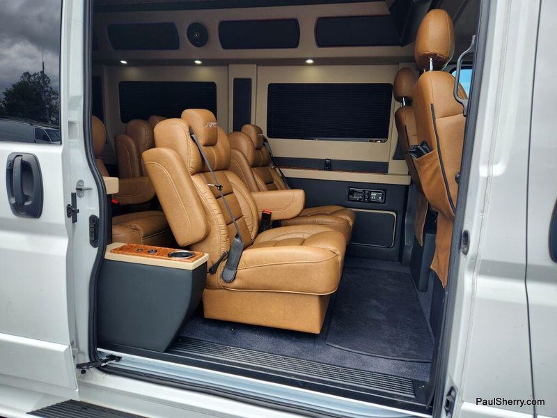 2024 RAM Promaster 3500 Slt+ Window Van High Roof 159