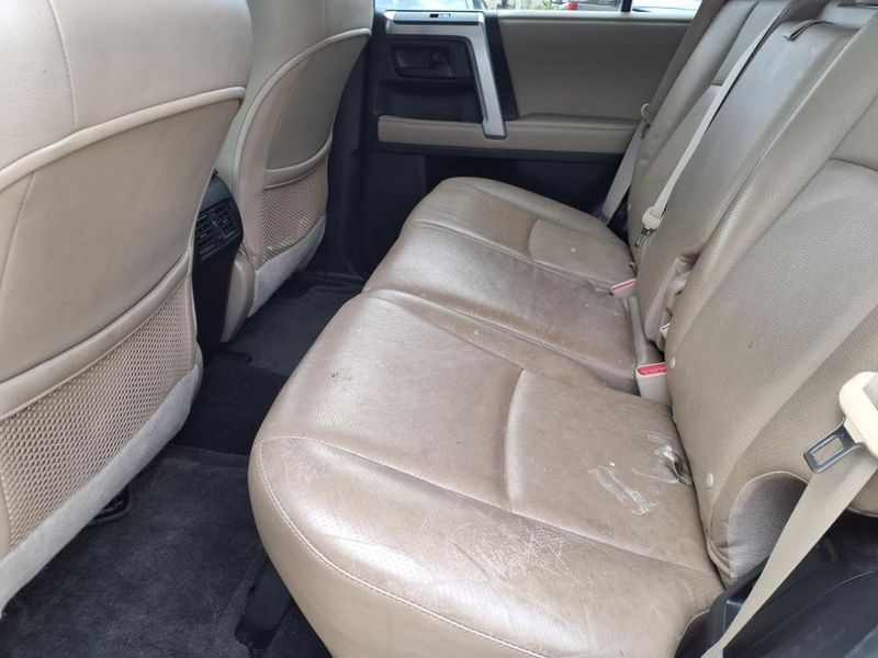 2011 Toyota 4Runner LimitedImage 11