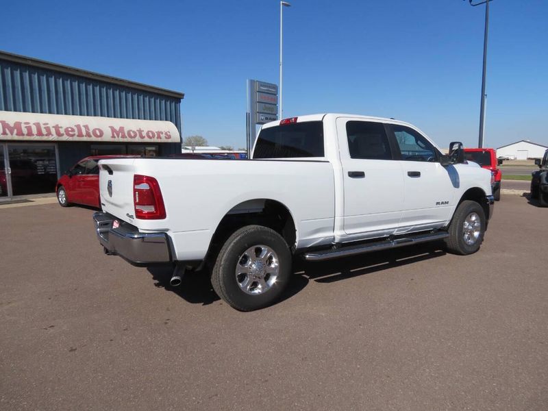 Used 2024 RAM 2500 Big Horn 4x4 4dr Crew Cab 6.3 ft. SB PickupImage 6