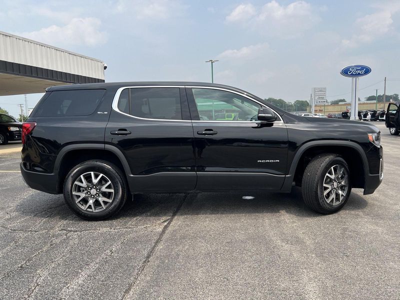 Used 2023 GMC Acadia SLE