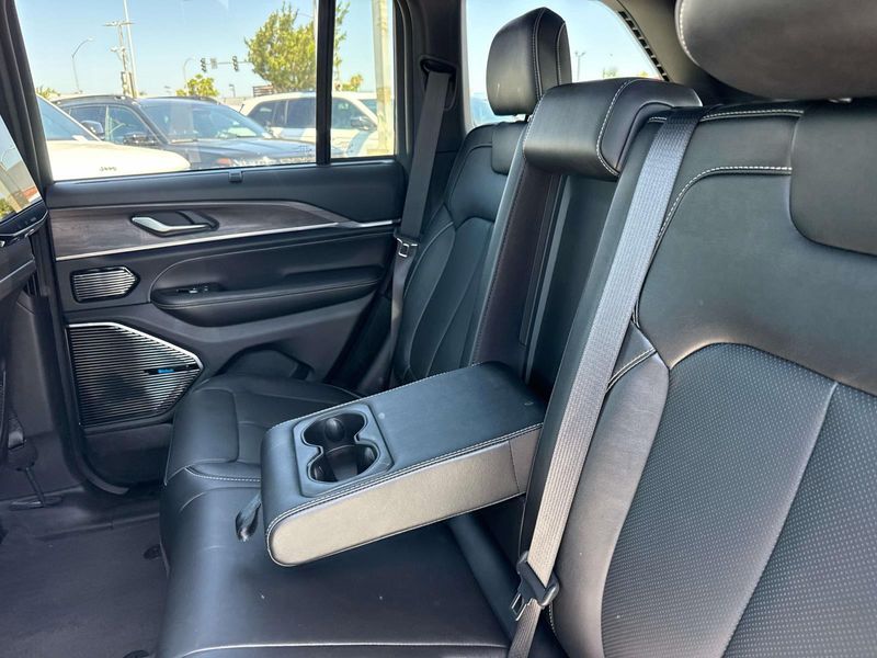 New 2023 Jeep Grand Cherokee Overland 4xe
