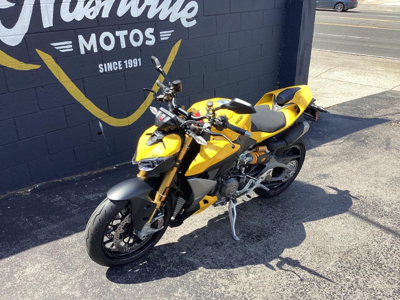 New 2026 Ducati STREETFIGHTER V2S 