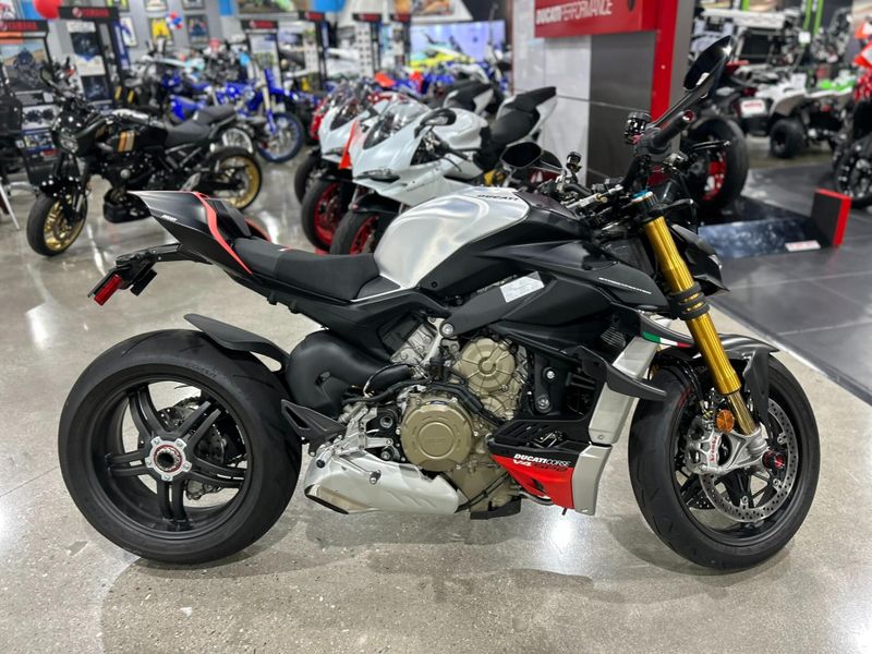 Used 2025 Ducati STREETFIGHTER V4 SP2 Image 8