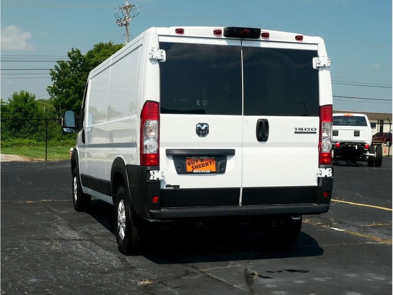 2024 RAM ProMaster 1500 SLTImage 11