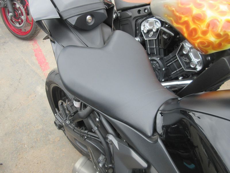 USED 2025 YAMAHA YZF-R7 CA Image 9