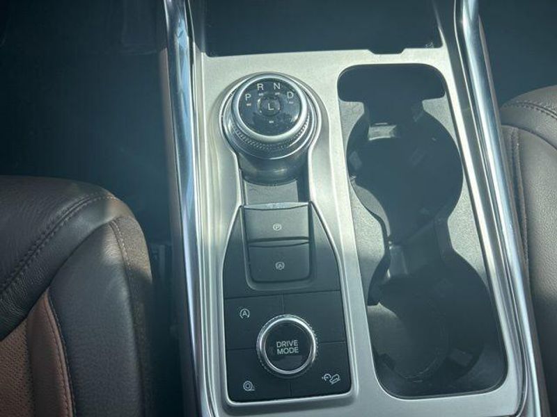 2022 Ford Explorer King RanchImage 14