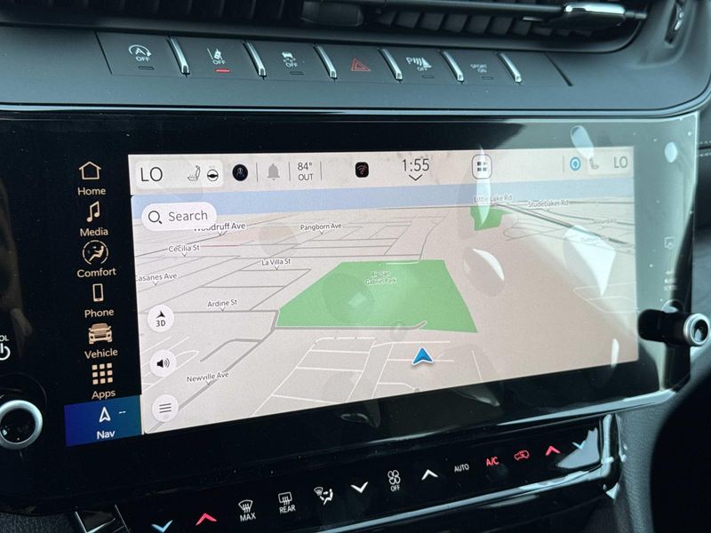 New 2026 Jeep Grand Cherokee L Laredo Altitude 4x2